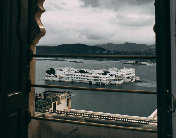3N4D Jaipur to Udaipur Tour Jaipur to Udaipur car rental tour
