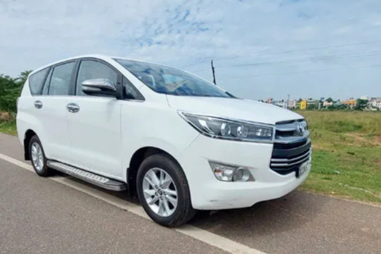 Self drive cars in Jaipur
