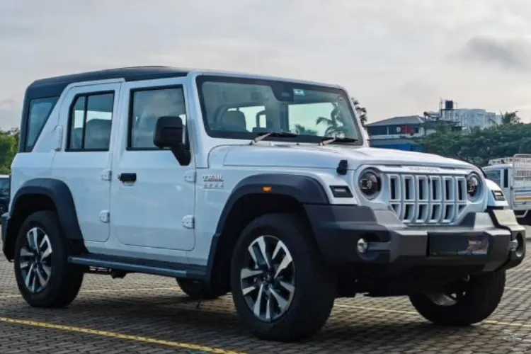 Thar Roxx self drive Jaipur